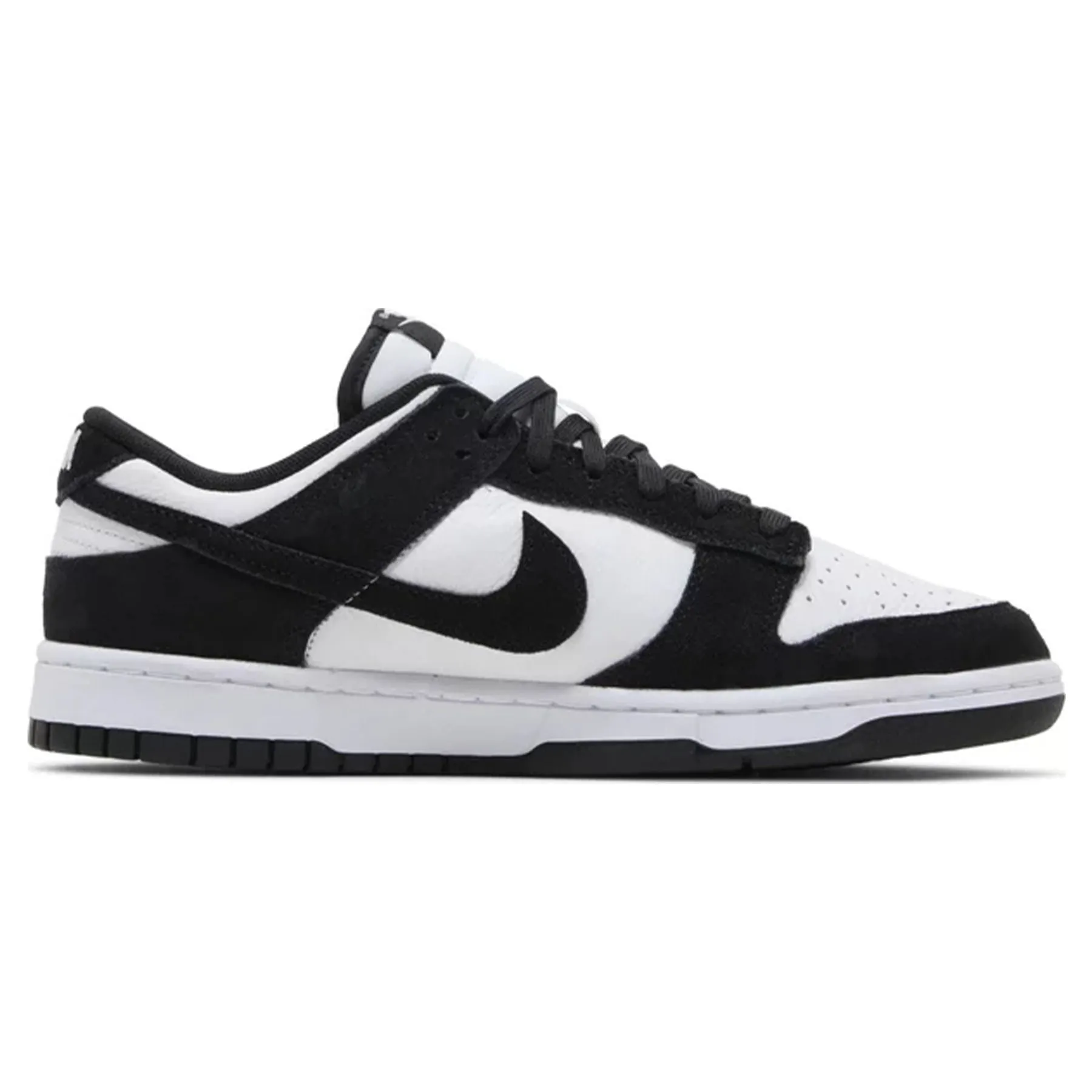 Nike Dunk Low SE 'Suede Panda'